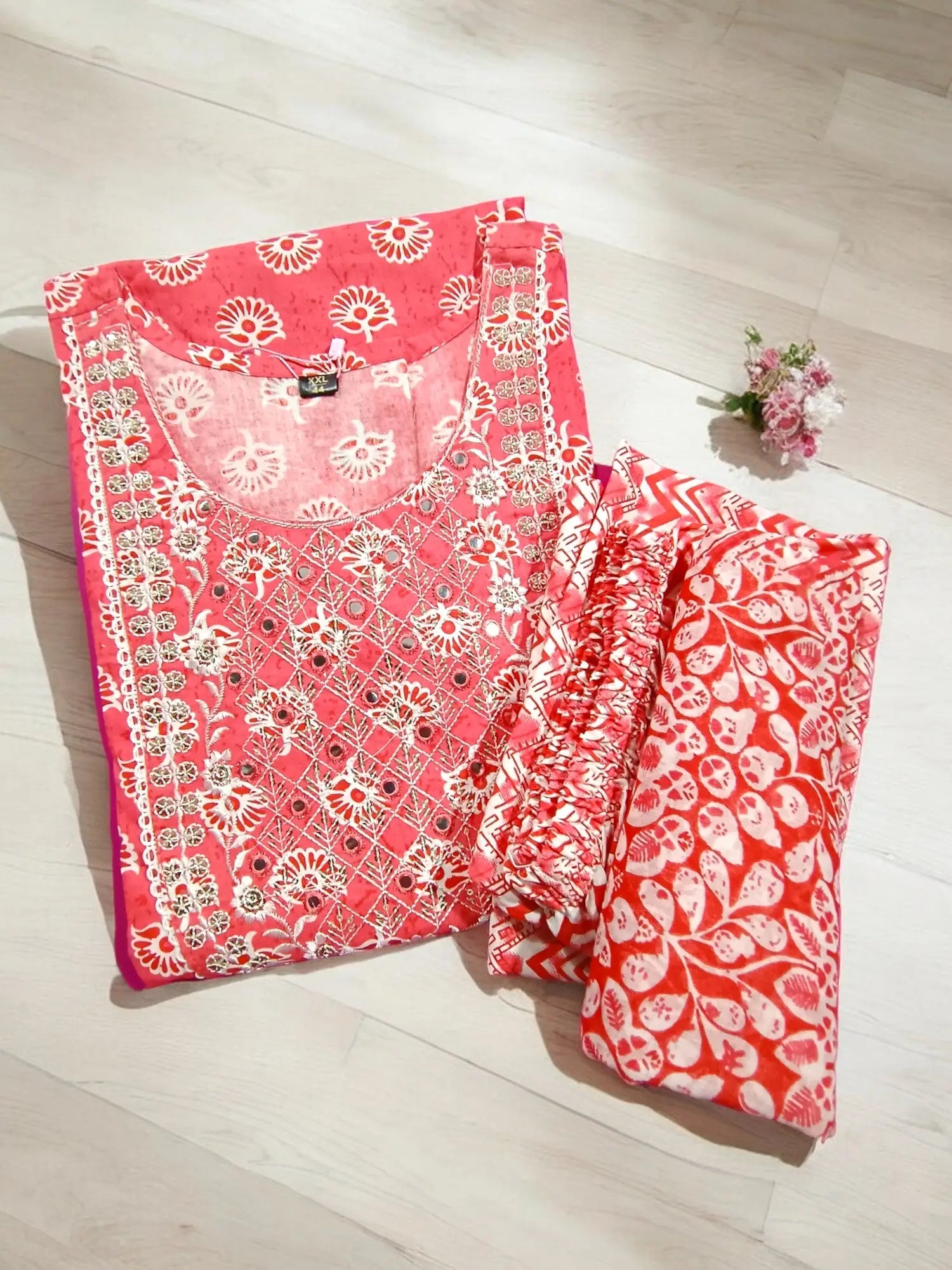 Jiarah Work Floral Strip Print Straight Kurta Palazzo Set with Dupatta Jiarah