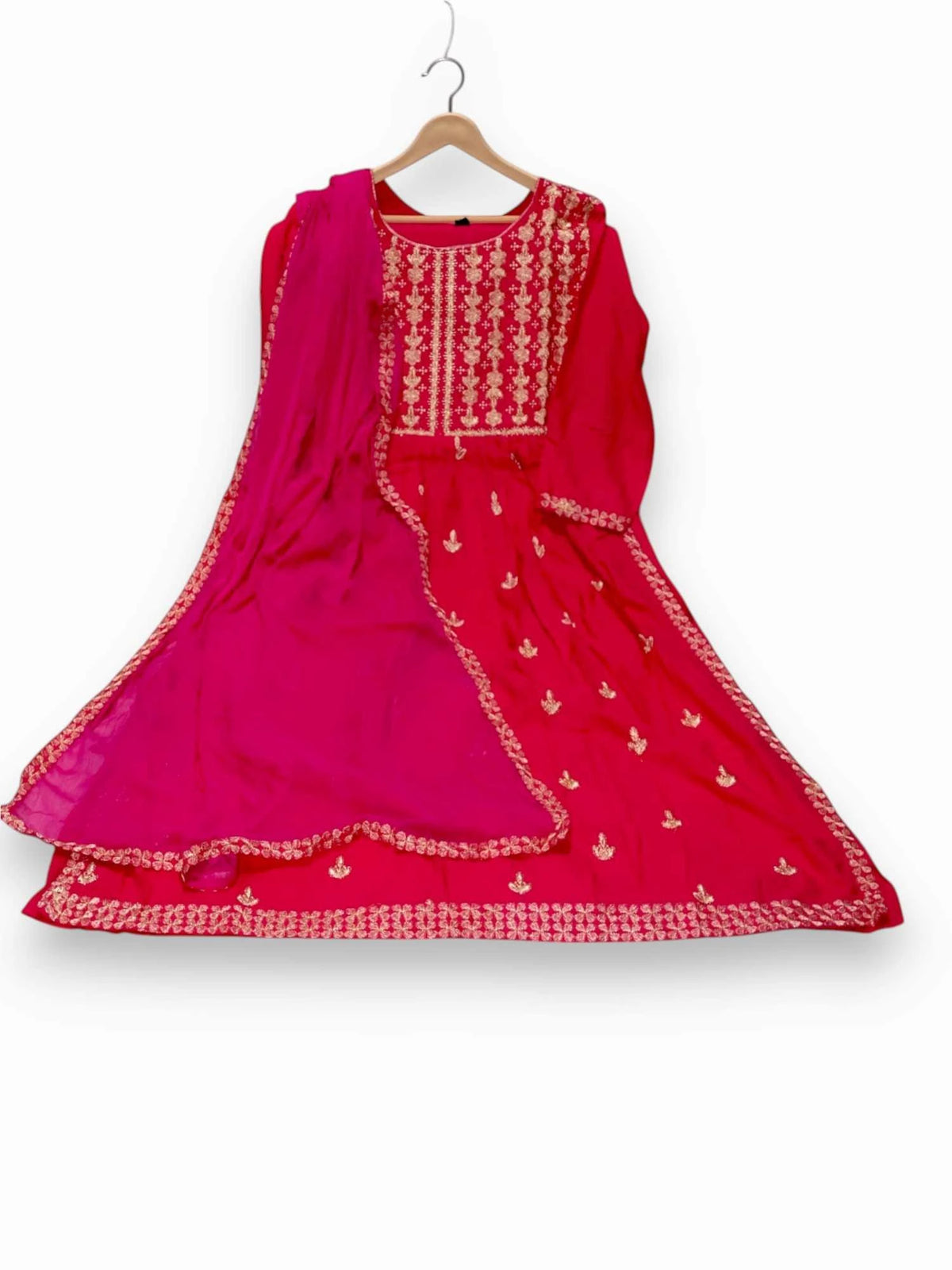 Jiarah Flared Gold Embroidery Thread Work Rayon Kurta Pant Set with Dupatta