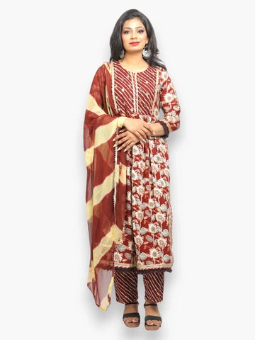 Jiarah Mirror Work Floral Print Paneled Rayon Kurta Pant Set with Dupatta Jiarah Mirror Work Floral Print Paneled Rayon Kurta Pant Set with Dupatta