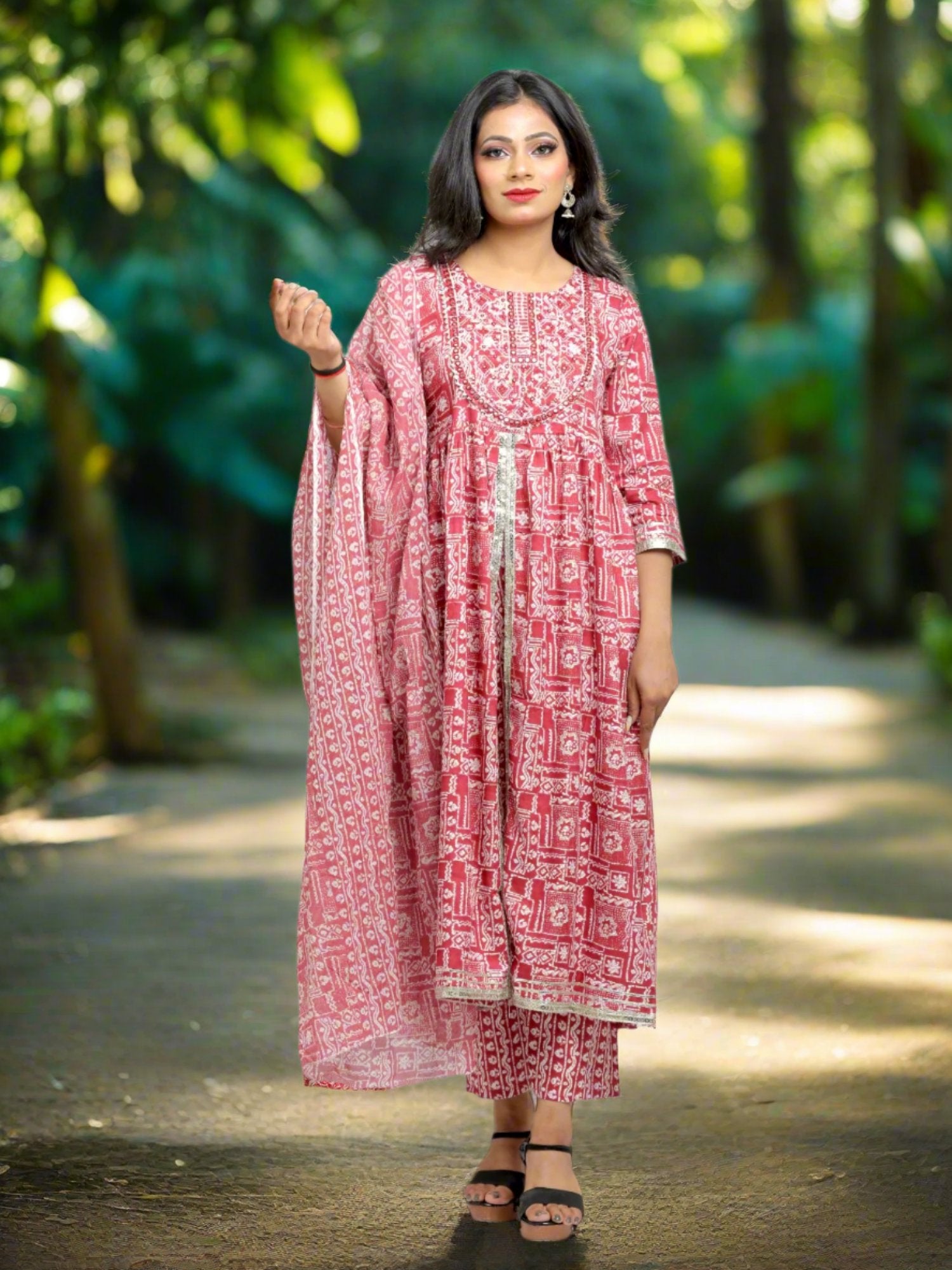 Jiarah Flared Middle Cut Pink Kurta Set with Gottapati Dupatta