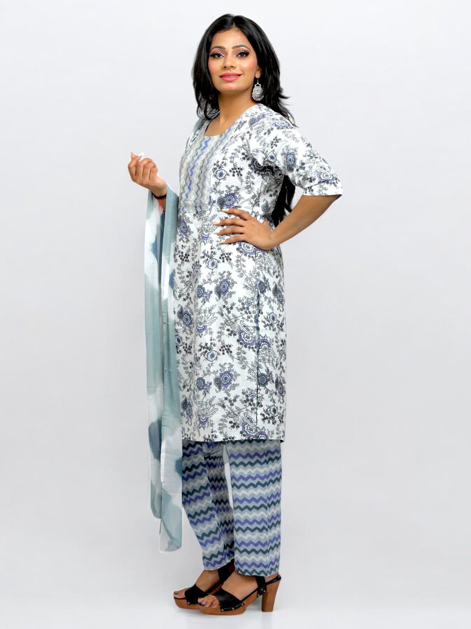 Jiarah A- Line Printed Straight Kurta Palazzo Set with Dupatta