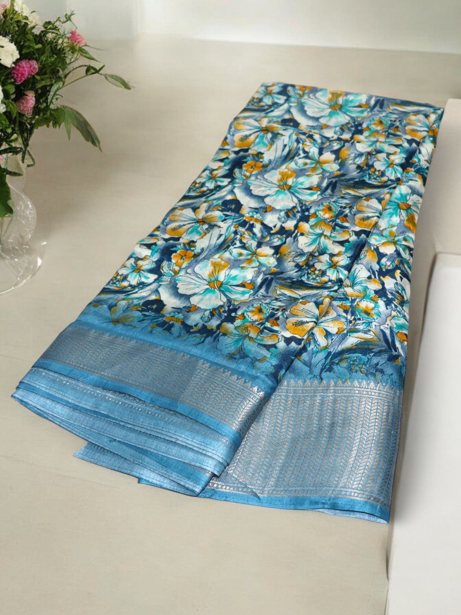 Jiarah Dola Silk With Zari Border Floral Print Saree