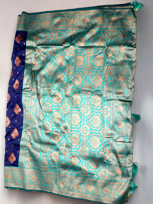 Jiarah Premium Floral Woven Banarasi Silk Saree