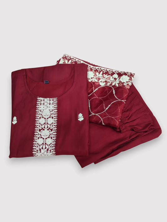 Jiarah Roman Silk Embroidery Work Straight Kurta Pant Set With Organza Dupatta